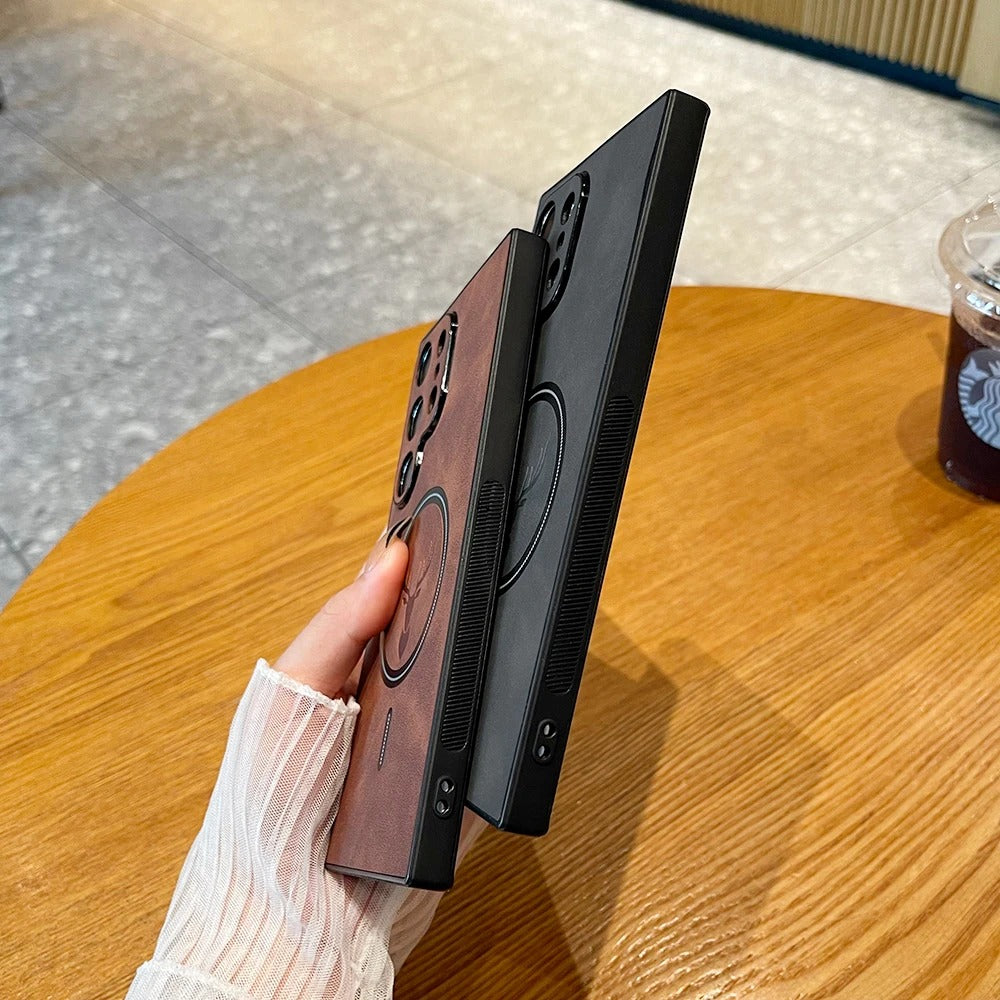 Coque en cuir élégante avec motif cerf et chargement sans fil