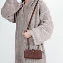 Charger l'image dans la galerie, Étui à rabat en cuir pour iPhone