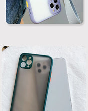 Charger l'image dans la galerie, Coque Silicone Transparente avec Collier à bandoulière pour iPhone