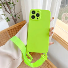 Charger l'image dans la galerie, Coque Silicone Souple avec Collier pour iPhone