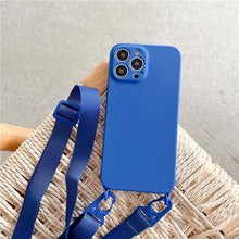 Charger l'image dans la galerie, Coque Silicone Souple avec Collier pour iPhone