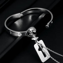 Charger l'image dans la galerie, Nom personnalisé Bracelet cœur & pendentif clé pour les couples