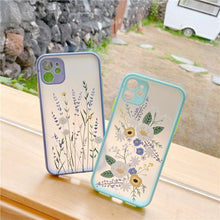 Charger l'image dans la galerie, Coque à fleurs mate anti-chute pour iPhone