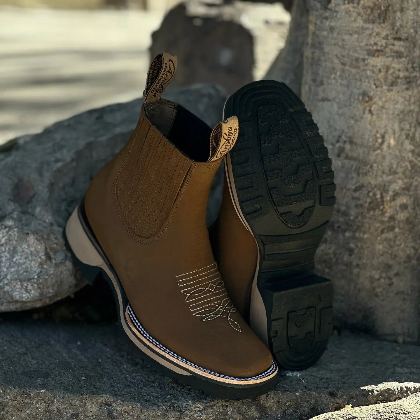 Bottes Cowboy Unisexes en Cuir – Style Western Authentique