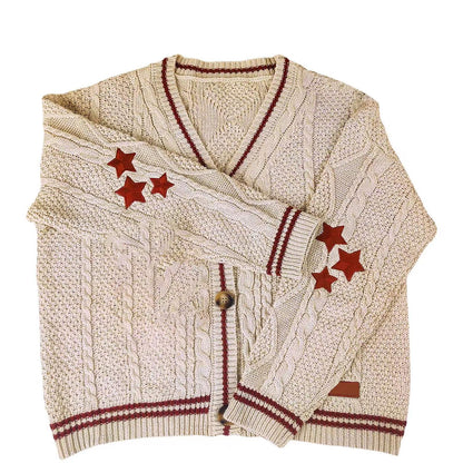 Cardigan oversize en maille torsadée brodée d'étoiles